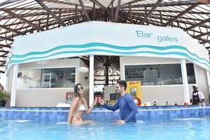 Swim-up bar - Grand Oca Maragogi Resort - All inclusive (Maragogi)