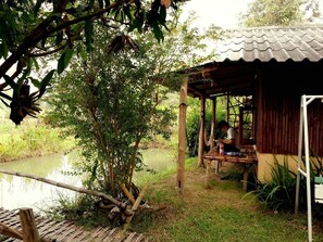 Exterior - Rainbow House (Pai)