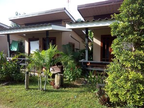Design Double Room, 1 King Bed, Garden View, Courtyard Area - Klong Khong Garden (Ko Lanta)