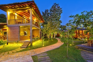 Exterior detail - Karunakarala Ayurveda Resort (Wennappuwa)