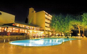 Pool - Tintyava Park Hotel (Varna)