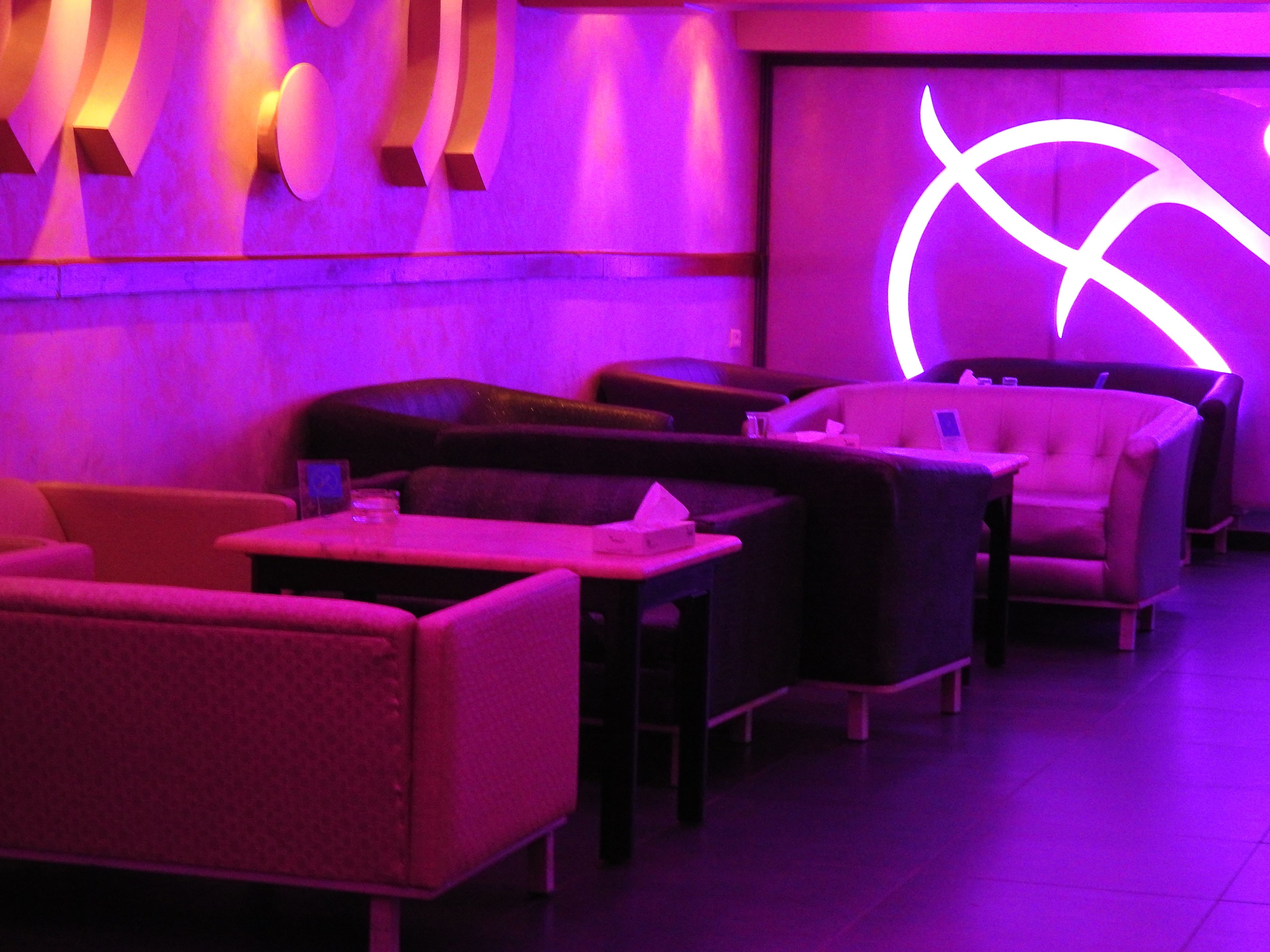 2 restoran, masakan antarabangsa 