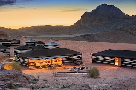 住宿正面. 穆罕默德穆特拉克露营地