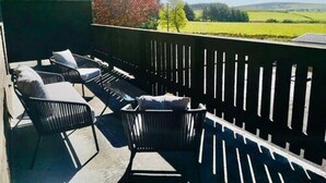 Unclassified image, 2 of 78, button - Colliford Lake Hotel & Holiday Site (Liskeard)