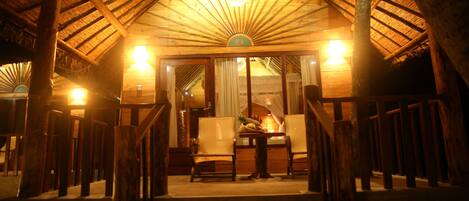 Deluxe-Ferienhütte, Meerblick, Strandnähe | Innenbereich