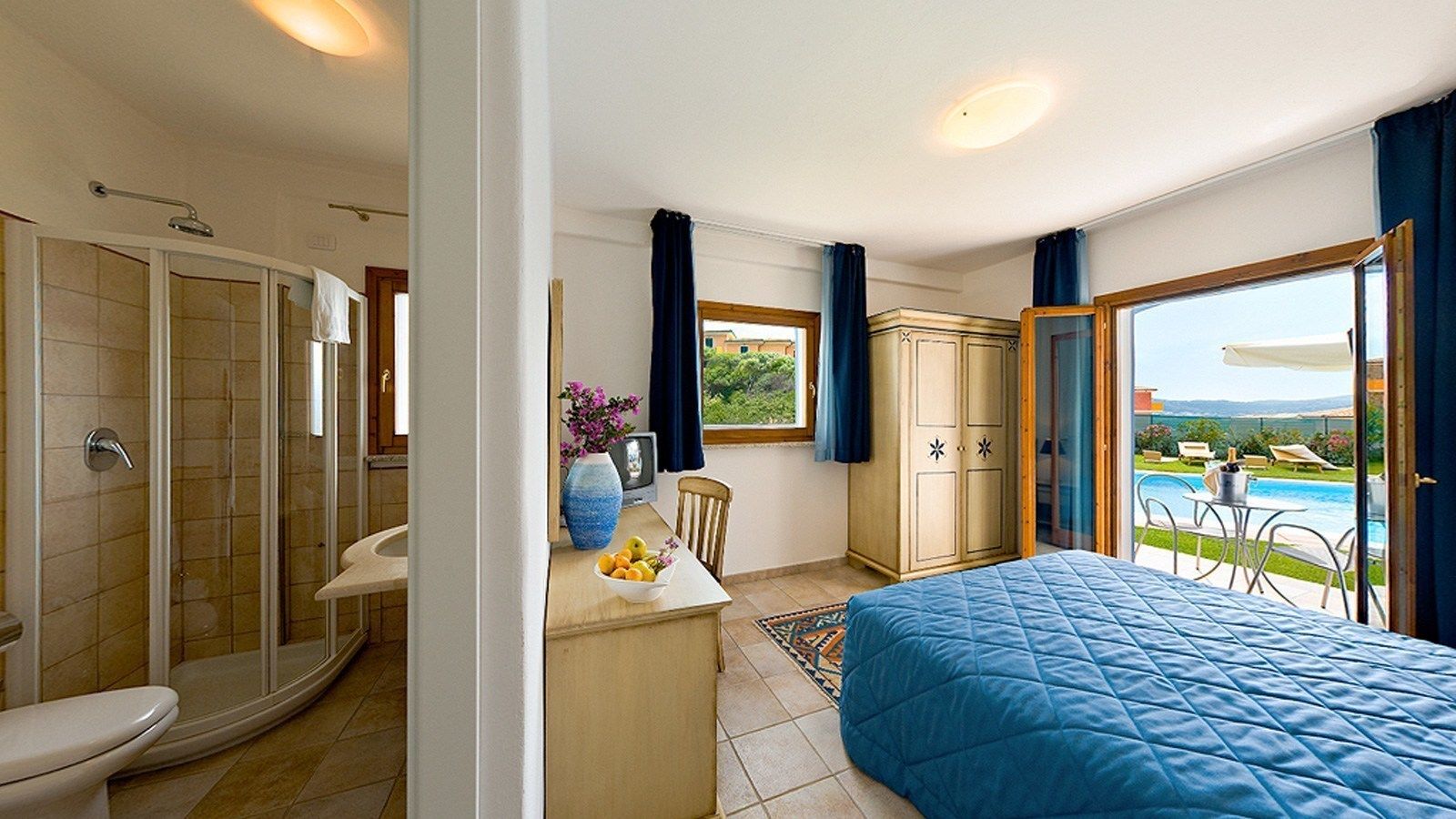 double or twin room | minibar, in-room safe, free cots/infant beds, free wifi