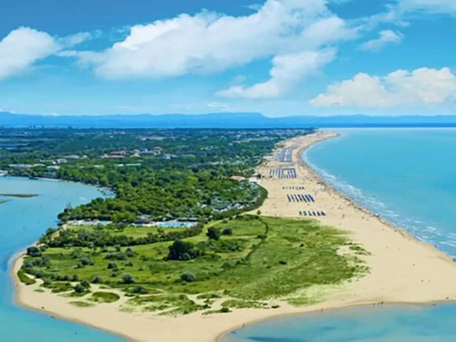 Vue depuis lâhĂ©bergement