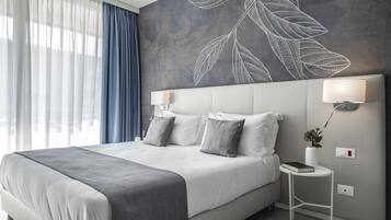 Junior-Zimmer | Minibar, Zimmersafe, Schreibtisch, schallisolierte Zimmer