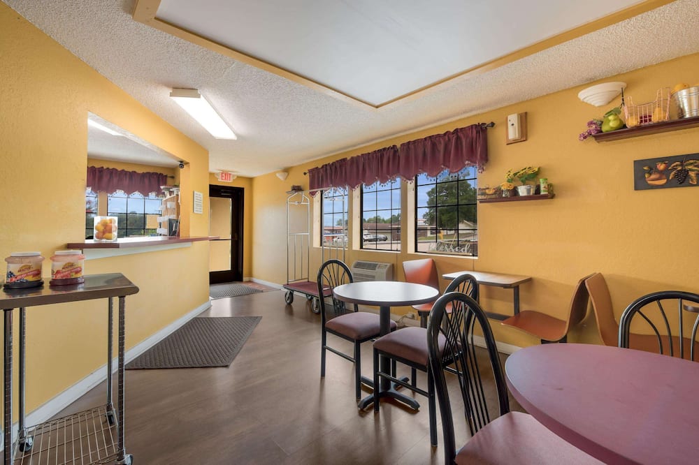 Rodeway Inn Benton