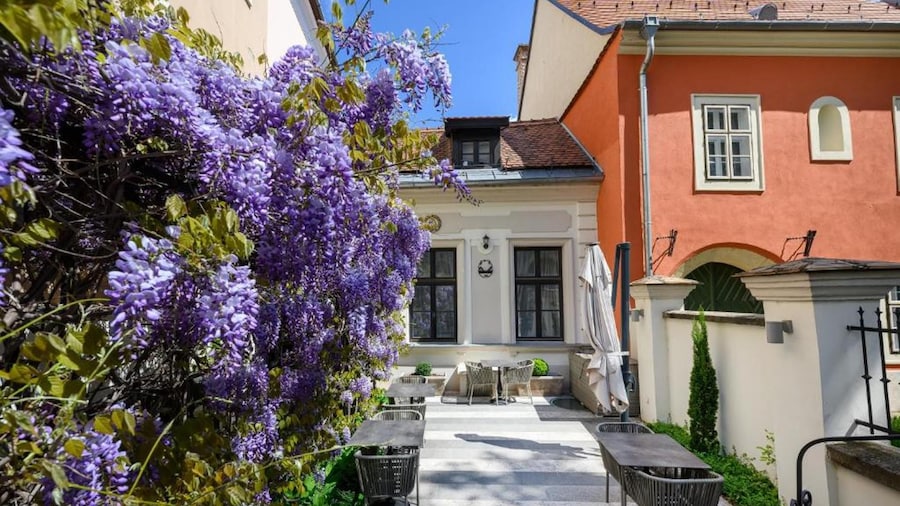 Maison Bistro & Hotel