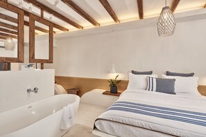 Penthouse, Partial Sea View | Premium bedding, pillowtop beds, minibar, in-room safe - Parian Boutique Hotel (Paros)