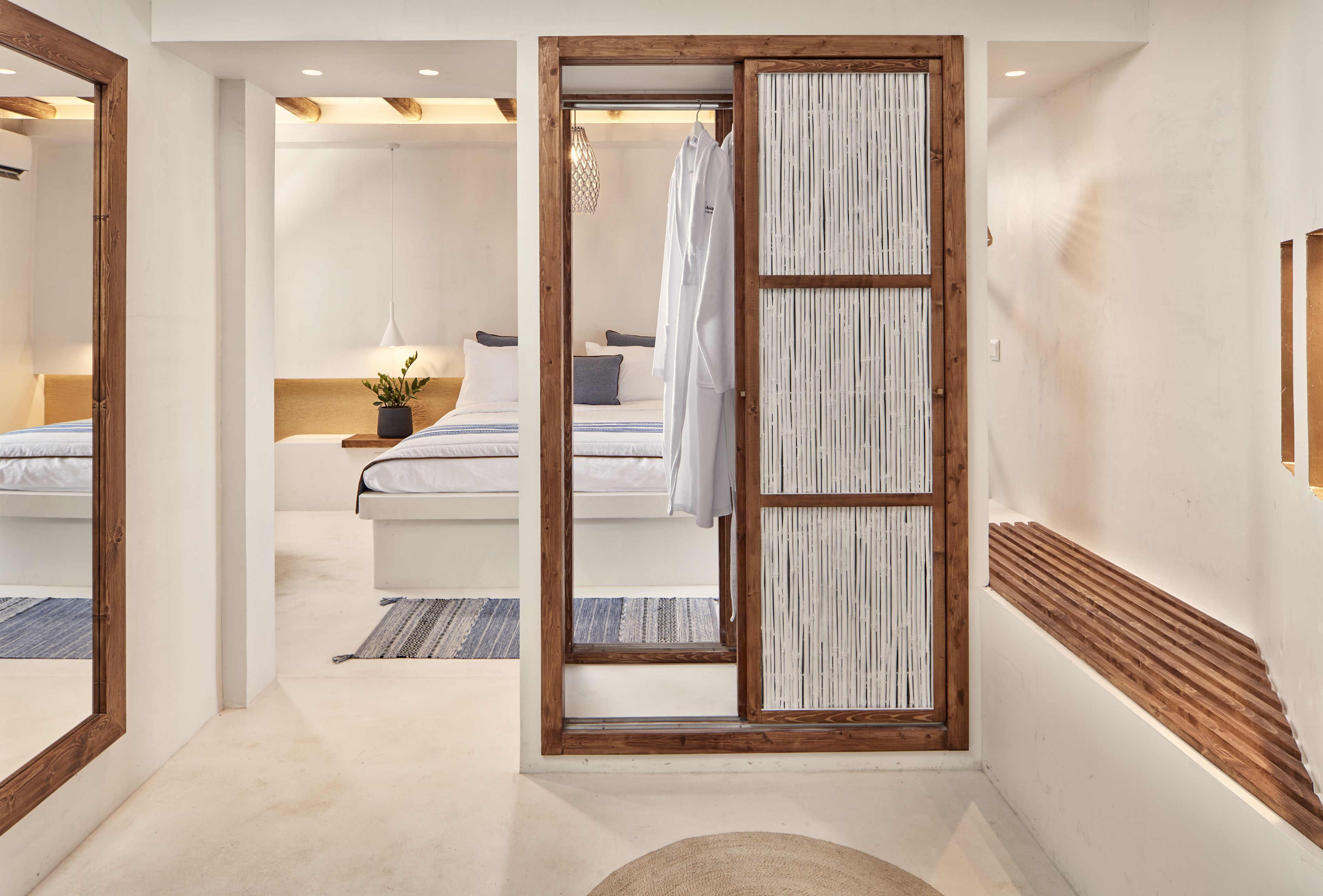 penthouse, partial sea view | premium bedding, pillow-top beds, minibar, in-room safe