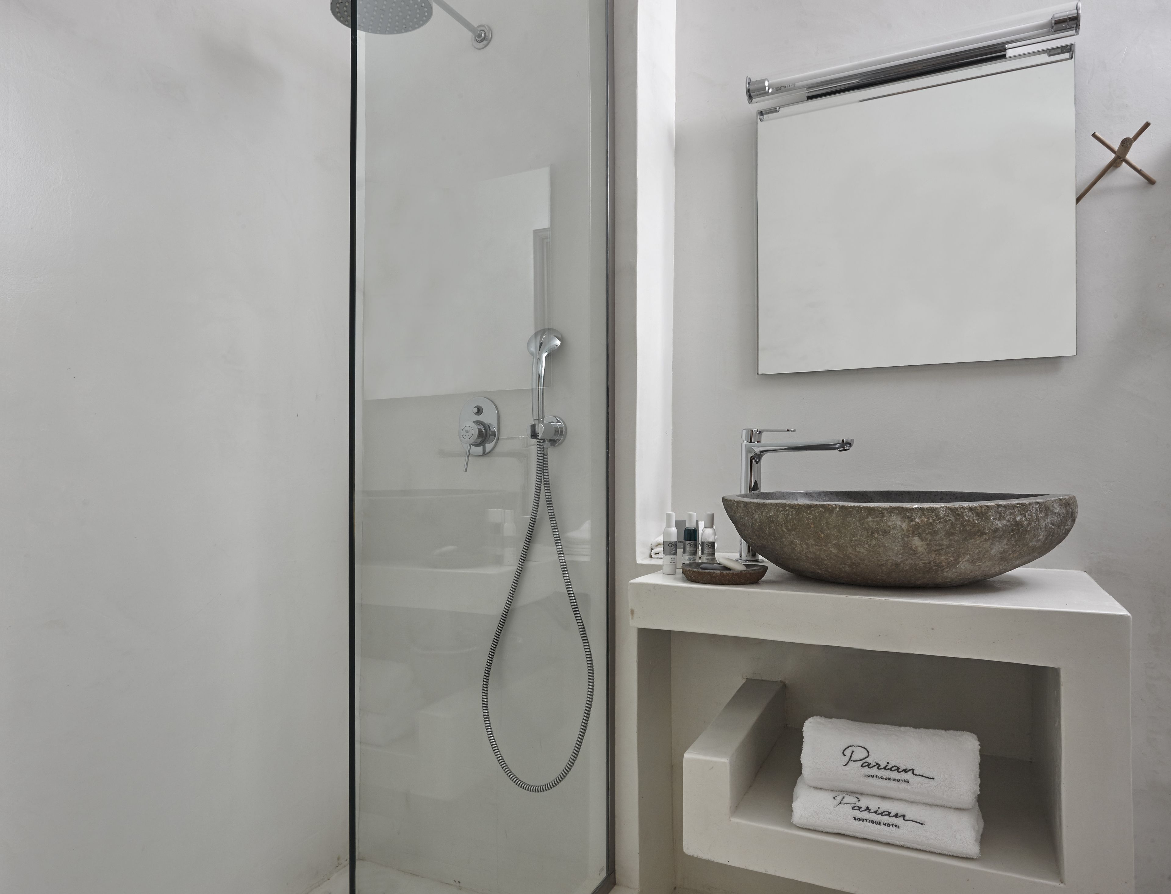 superior room | bathroom | shower, free toiletries, hair dryer, bathrobes