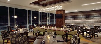 Hilton Garden Inn Calgary Downtown