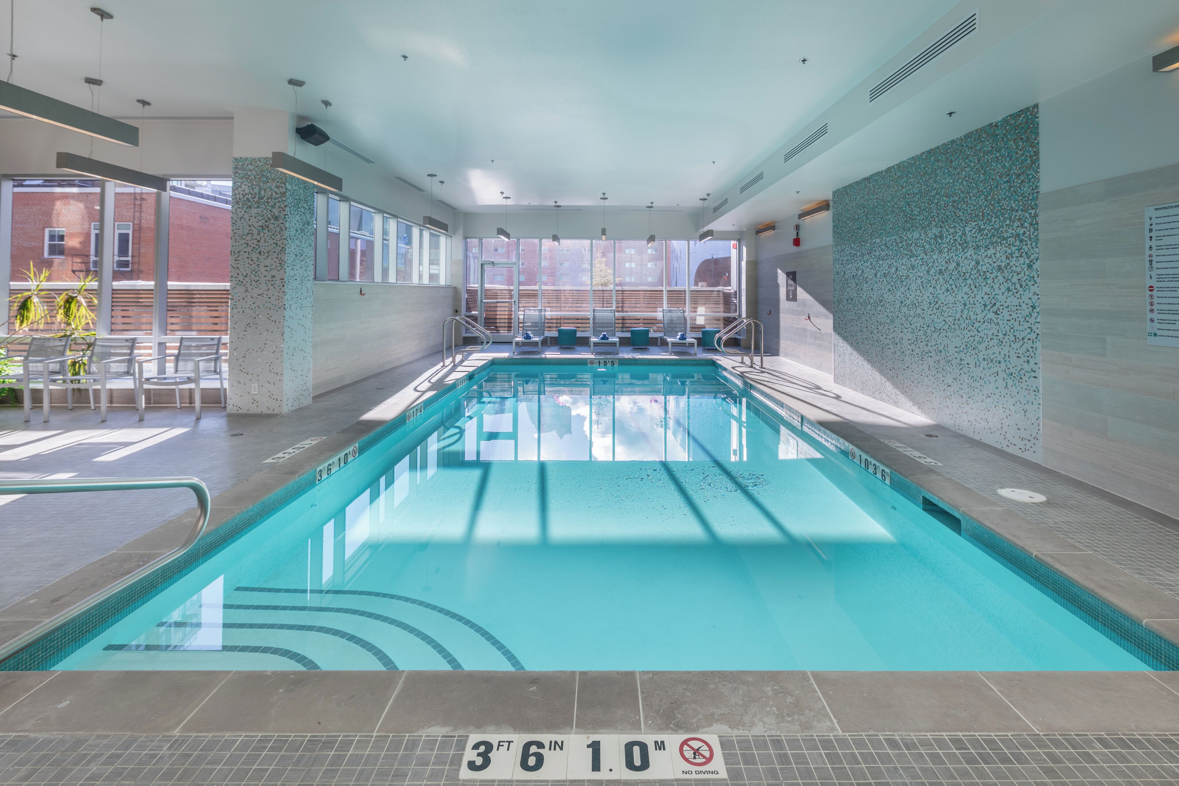 Photo - Homewood Suites by Hilton Calgary Downtown