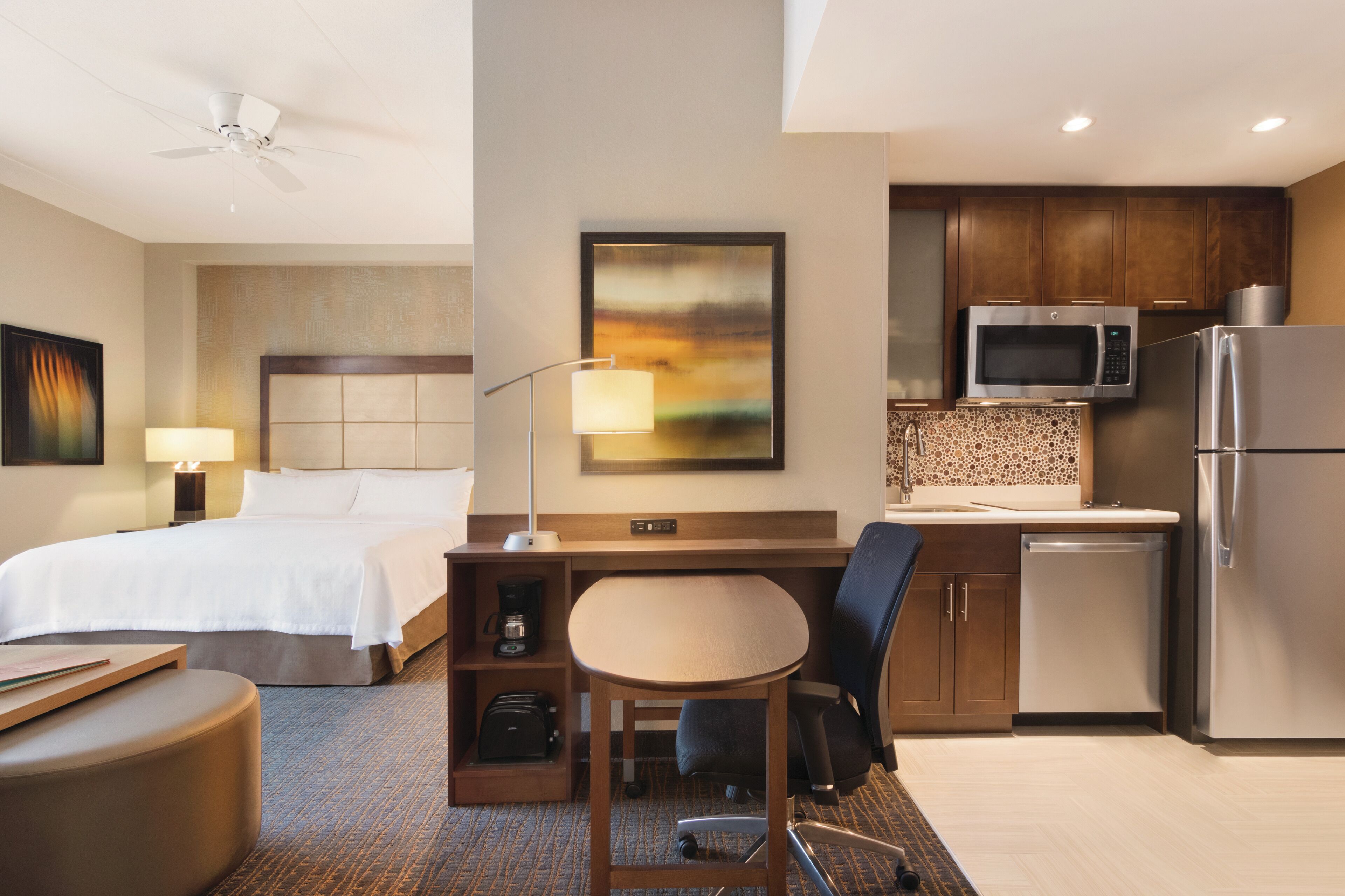 Photo - Homewood Suites by Hilton Calgary Downtown