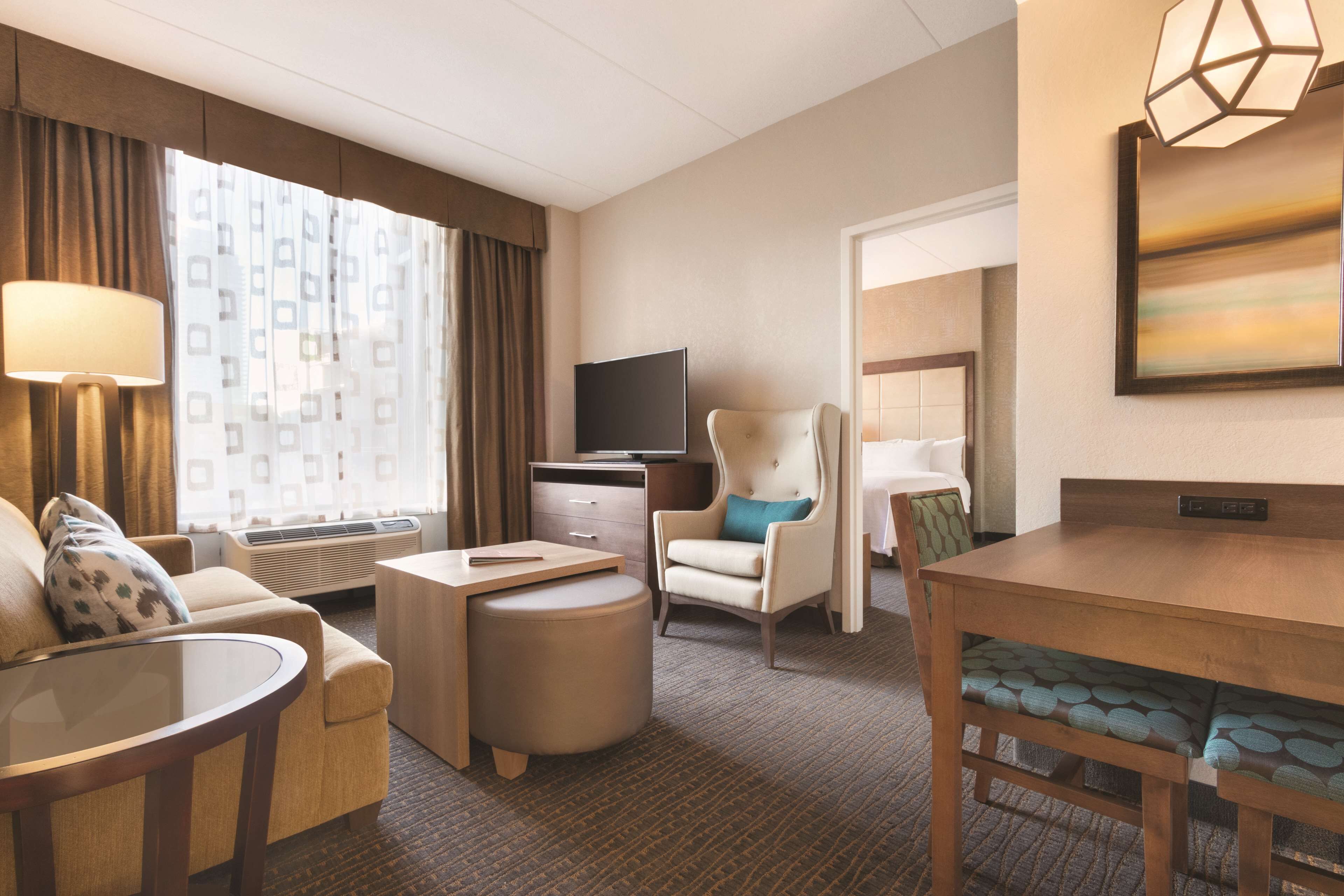 Photo - Homewood Suites by Hilton Calgary Downtown