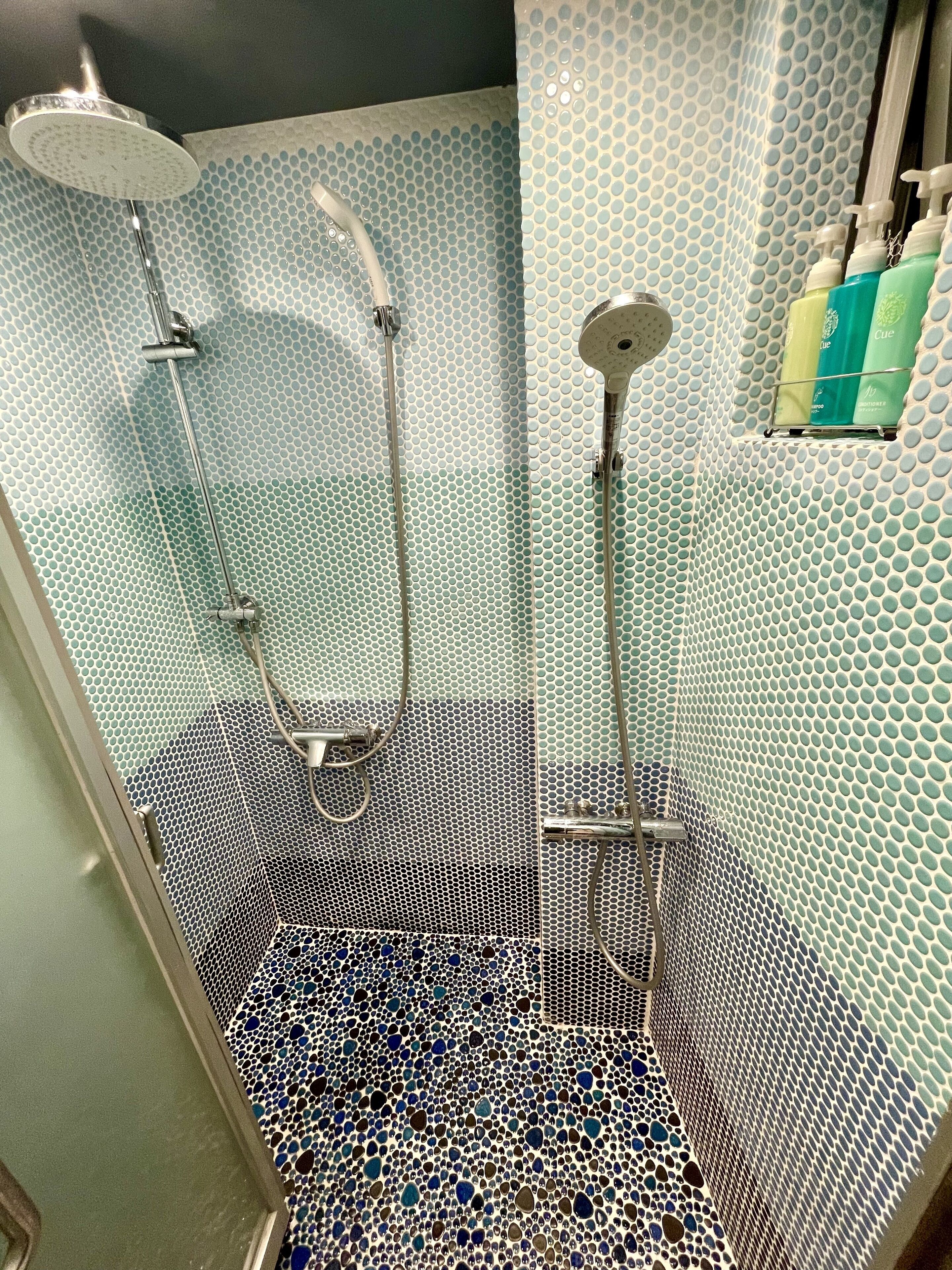 Shower kamar mandi