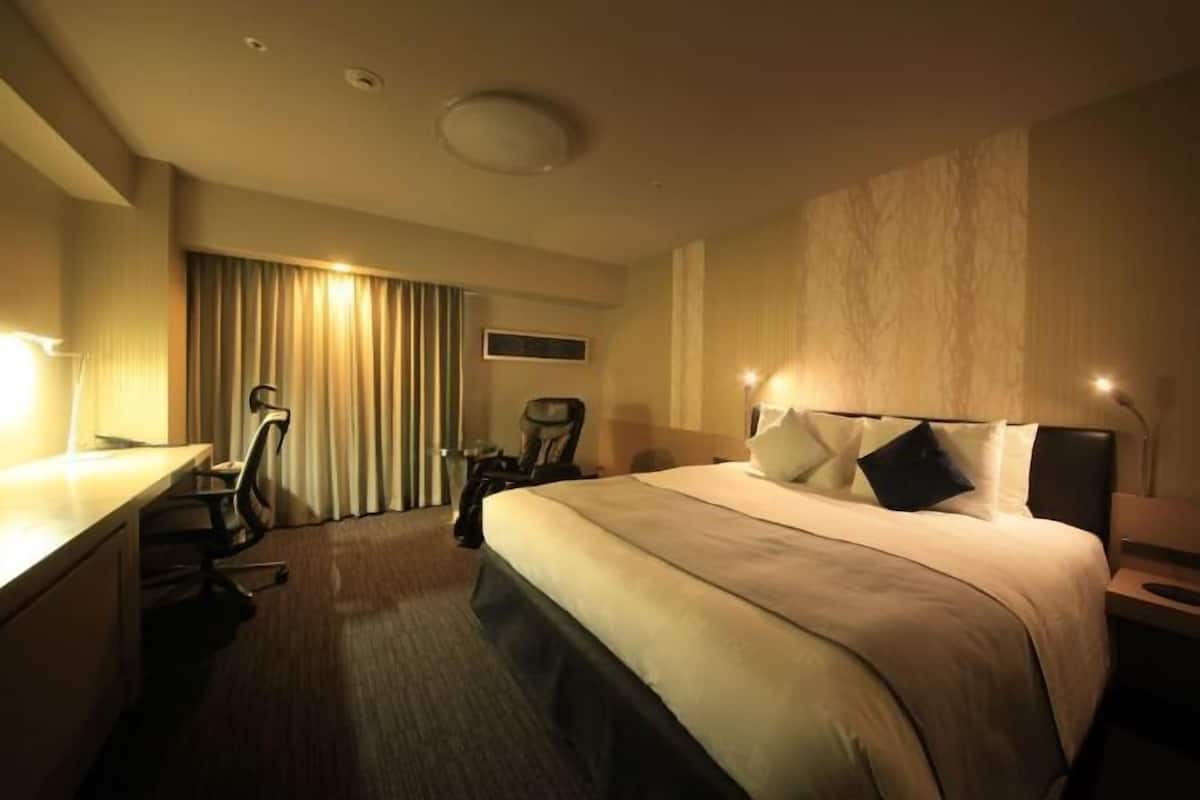 1 bedroom, desk, iron/ironing board, free WiFi