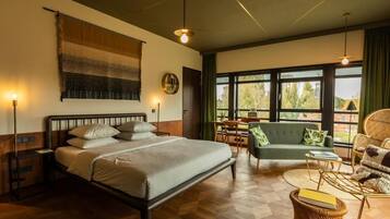Suite | Minibar, in-room safe, desk, soundproofing