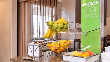 Free daily buffet breakfast