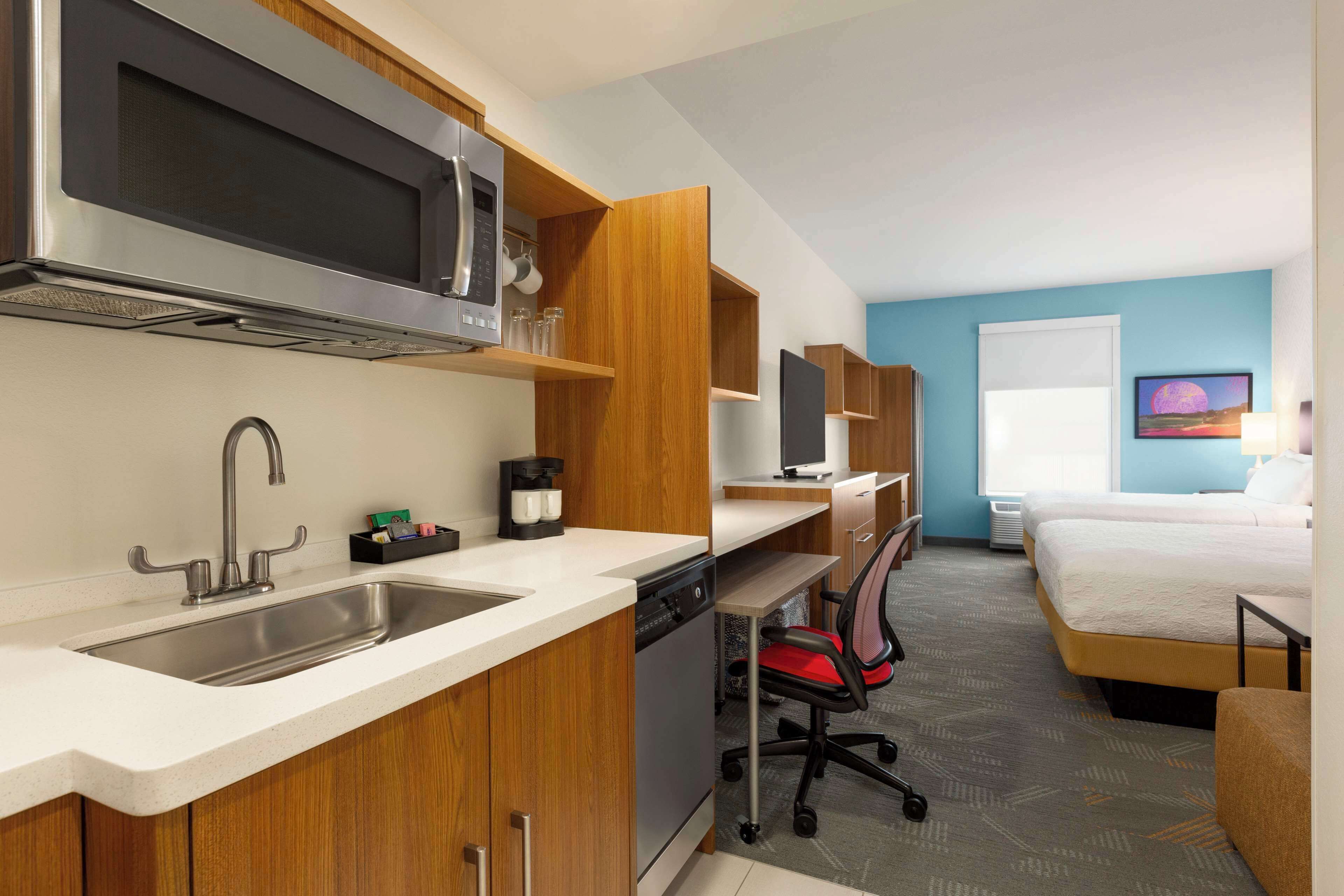 studio, 2 queen beds, non smoking | premium bedding, desk, blackout curtains, iron/ironing board