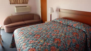 Iron/ironing board, free WiFi, bed sheets