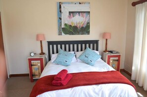 Ropa de cama de alta calidad y tabla de planchar con plancha 