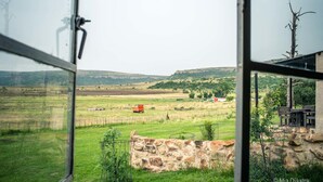 Unclassified image, 3 of 61, button - Springwater Cottages (Setsoto)