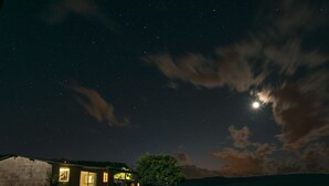 Unclassified image, 4 of 61, button - Springwater Cottages (Setsoto)