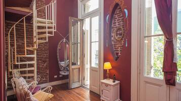 Libros, biblioteca de música, oficina