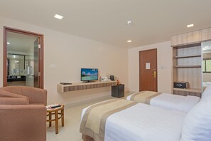 Deluxe Double or Twin Room, 1 Double Bed, Accessible, Private Bathroom | Minibar, in-room safe, desk, free cribs/infant beds