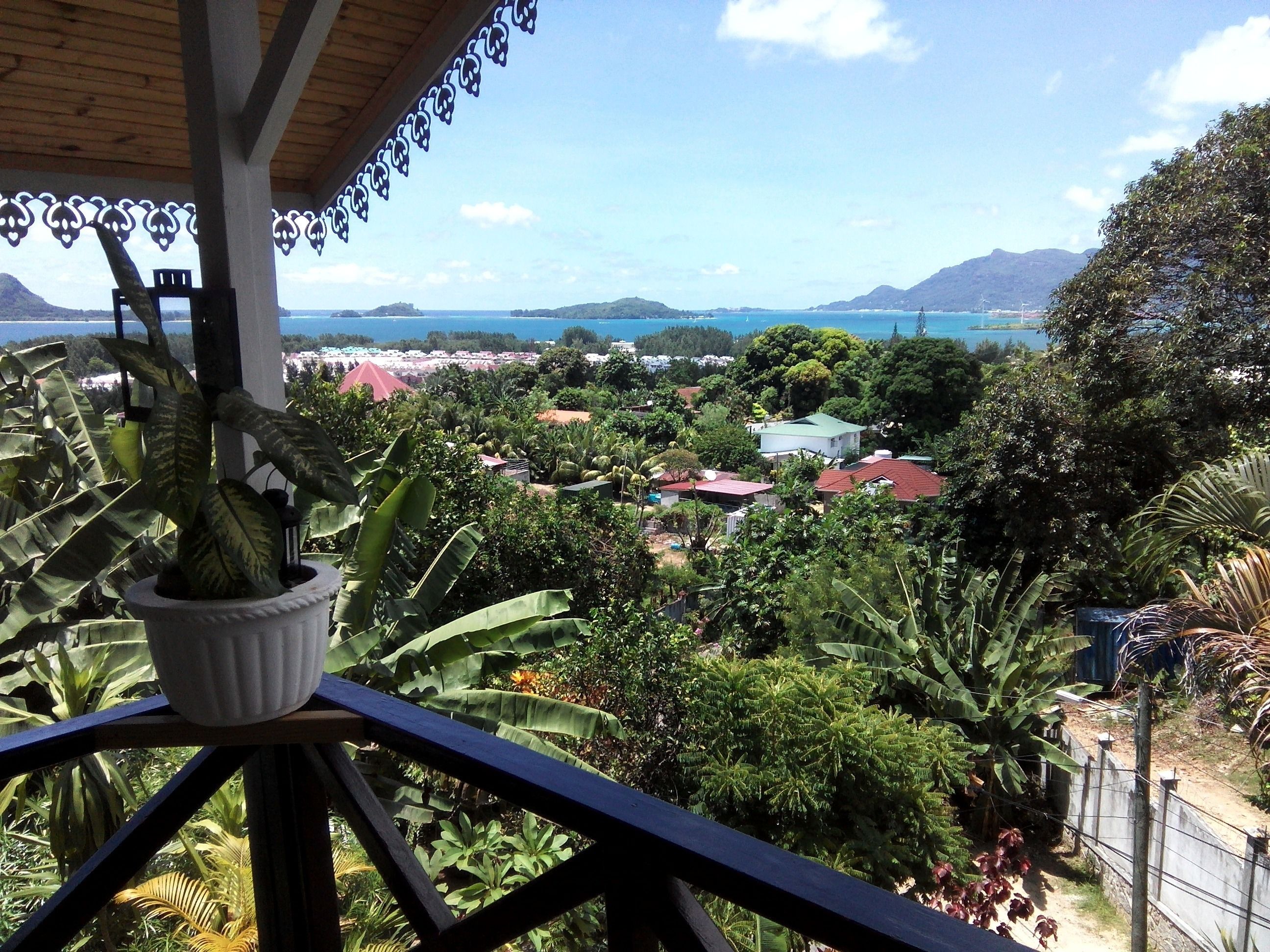 Photo - CHEZ LORNA 3 nights or plus