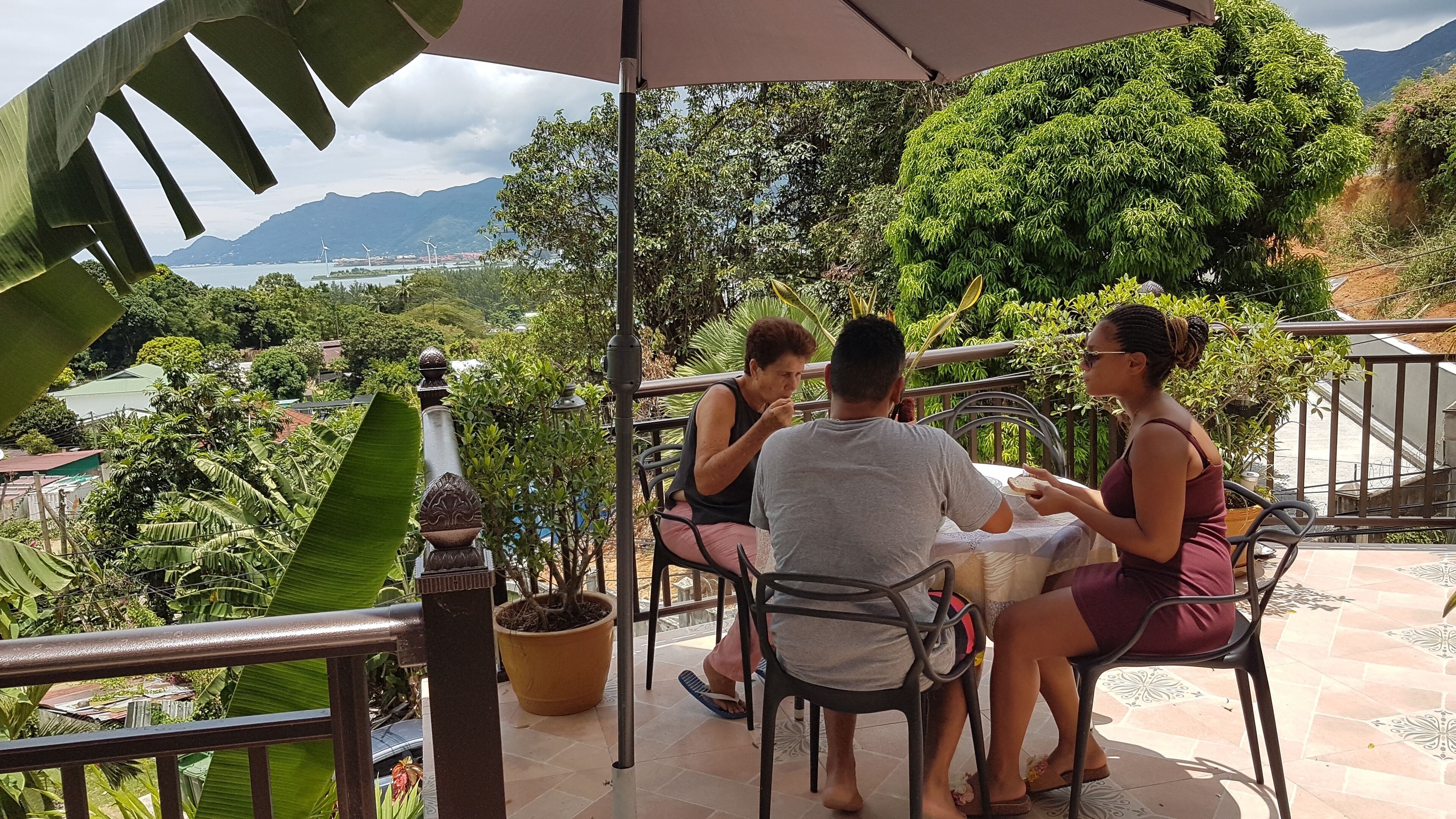 Photo - CHEZ LORNA 3 nights or plus