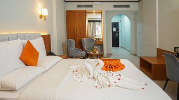 In-room safe, desk, soundproofing, iron/ironing board