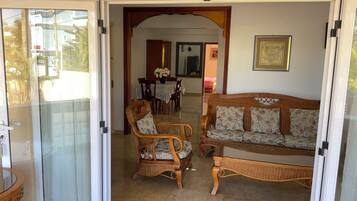 Apartment, Ground Floor | 2 bedrooms, in-room safe, soundproofing, iron/ironing board