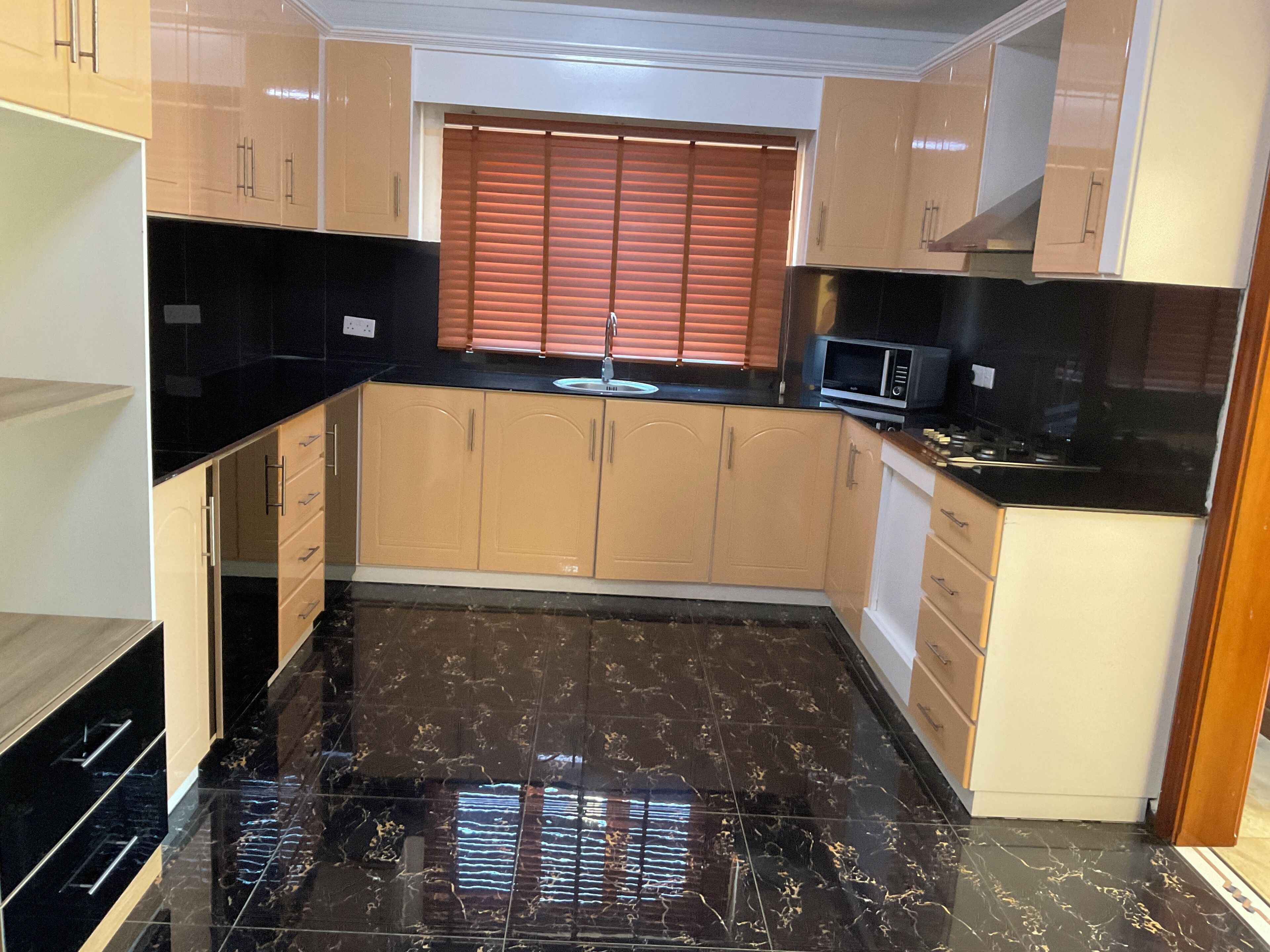 Apartemen Deluks, 2 kamar tidur, pemandangan resor | Dapur pribadi | Lemari es, microwave, oven, dan kompor