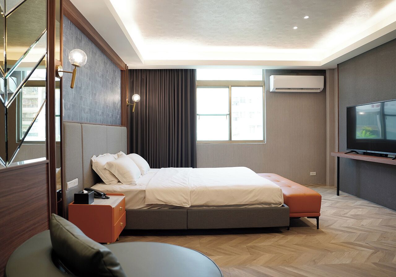 Luxury Room (Check-in after 6PM) | Blackout drapes, soundproofing, free WiFi, bed sheets