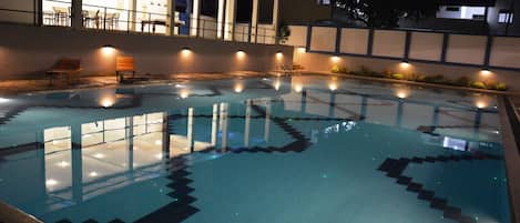 Piscina externa