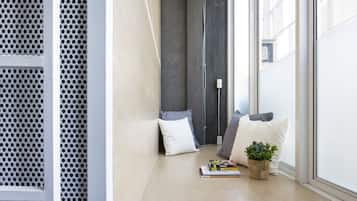 Shared Dormitory, Women only | Egyptian cotton sheets, soundproofing, free WiFi