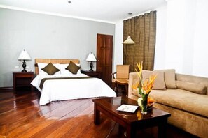 Junior Suite - The Bell Hotel (Bacolod)