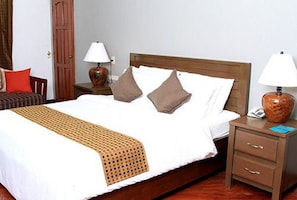 Suite junior | Caja fuerte, escritorio, wifi gratis