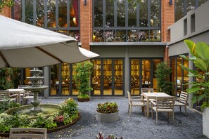 View from property - Rimnaam Klangchan Hotel (Chanthaburi)