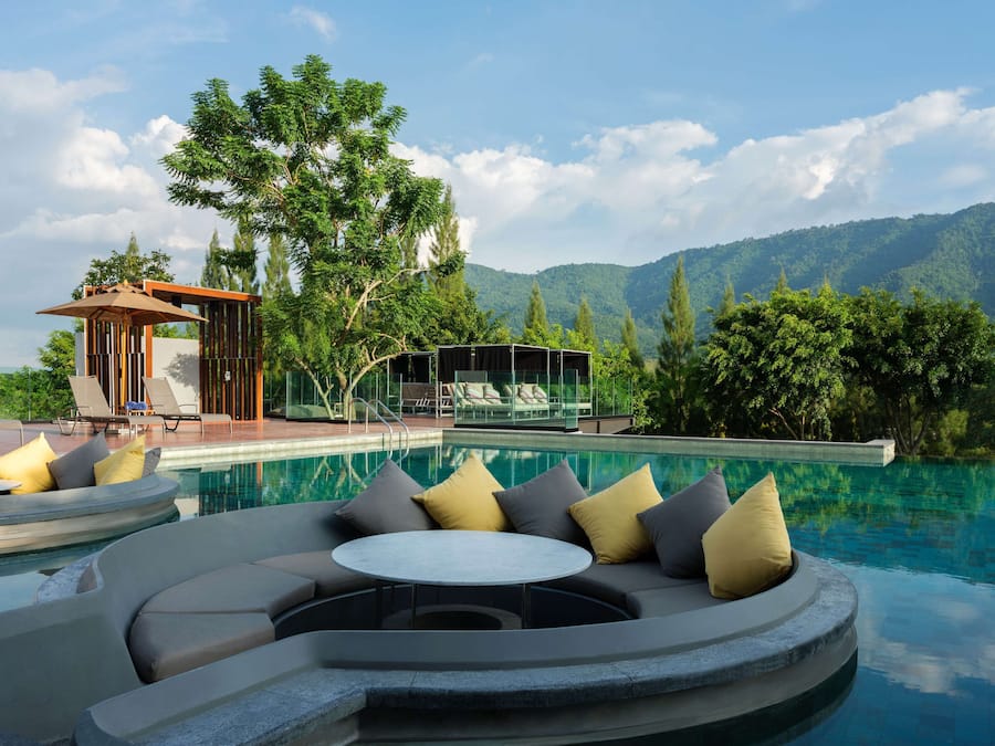 Outdoor pool, pool loungers