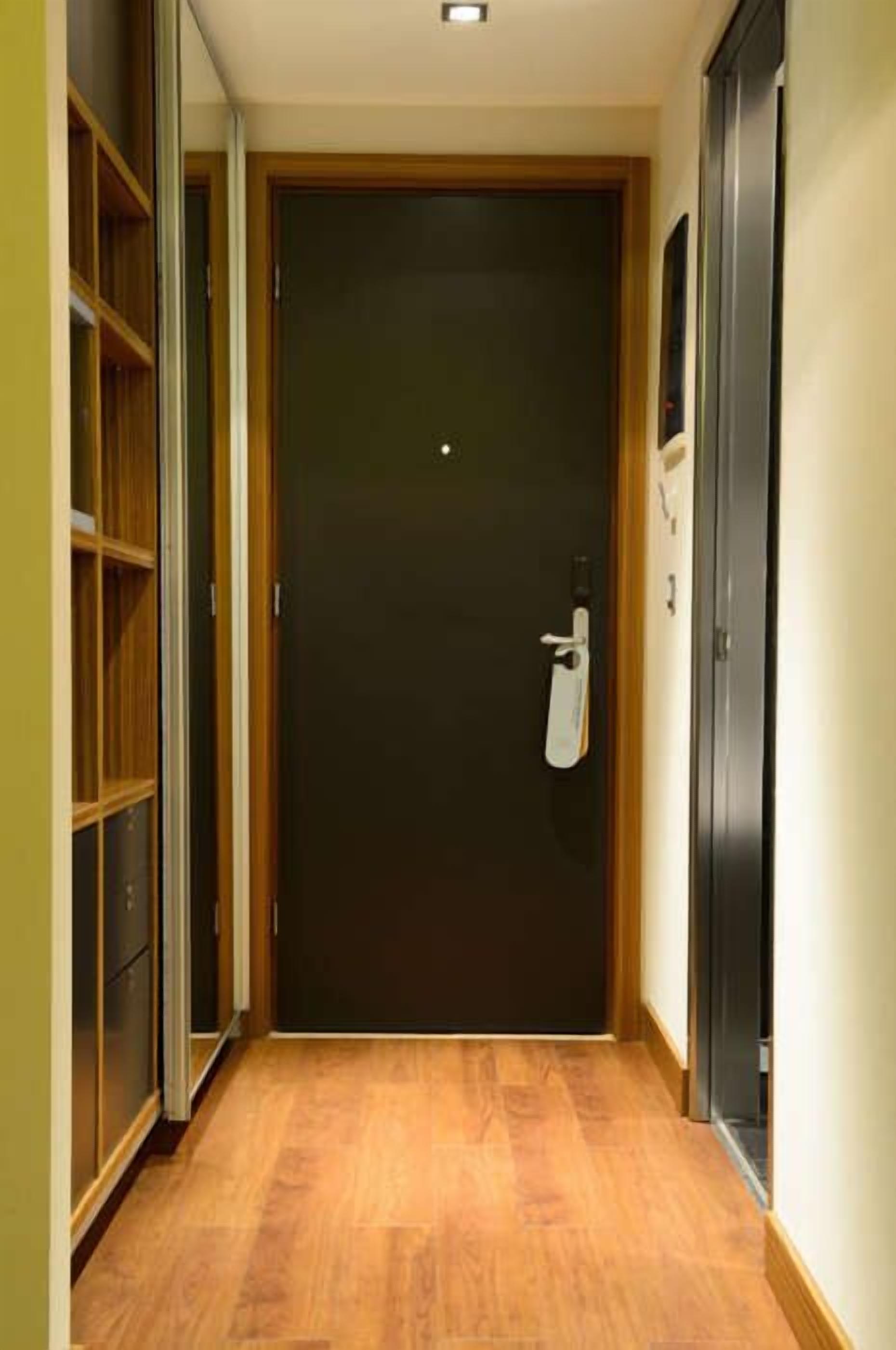 32-inch lcd tv with satellite channels, tv