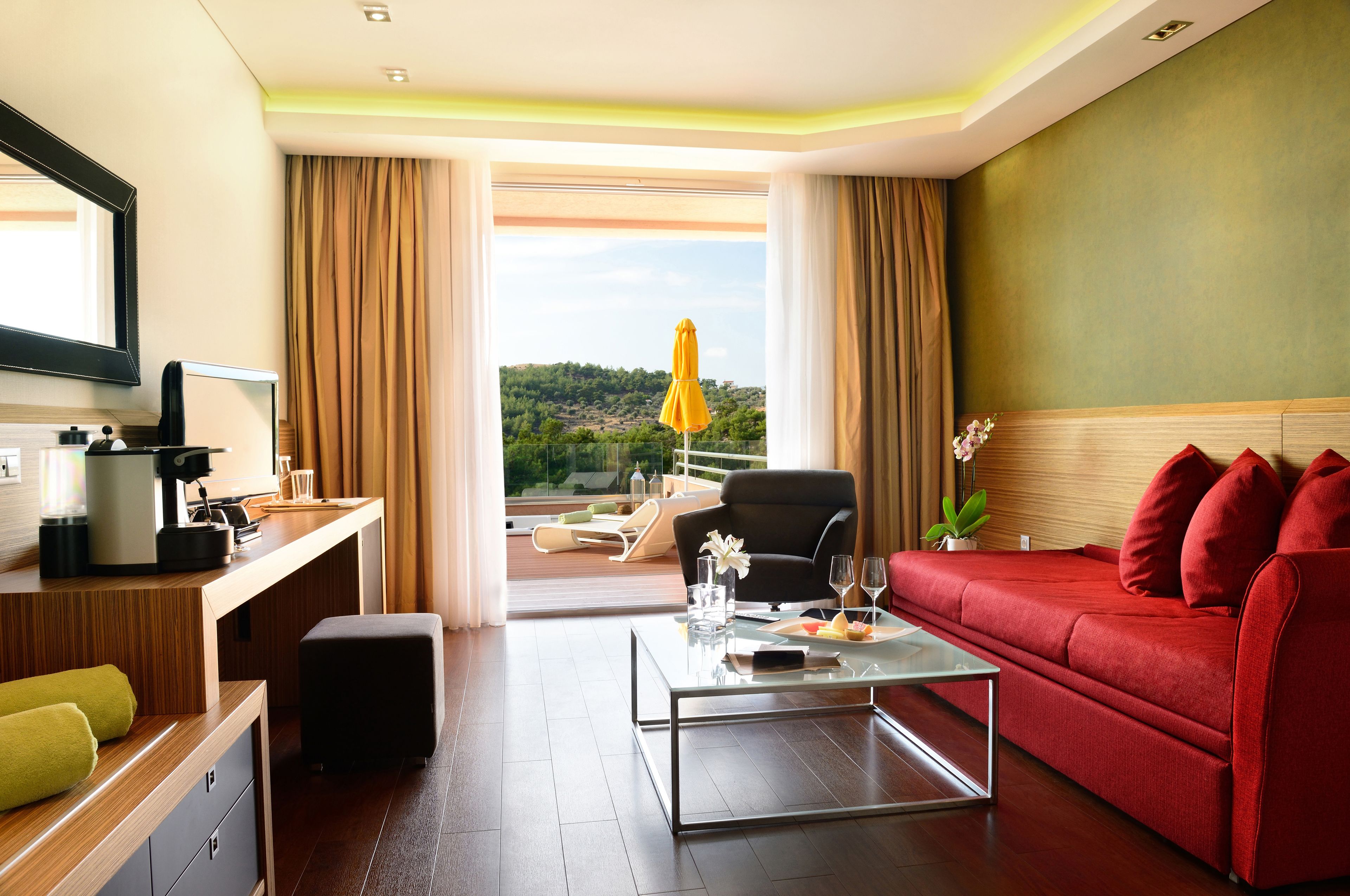 32-inch lcd tv with satellite channels, tv