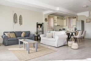 Flat-screen TV - Villa Isalos (Kefalonia)
