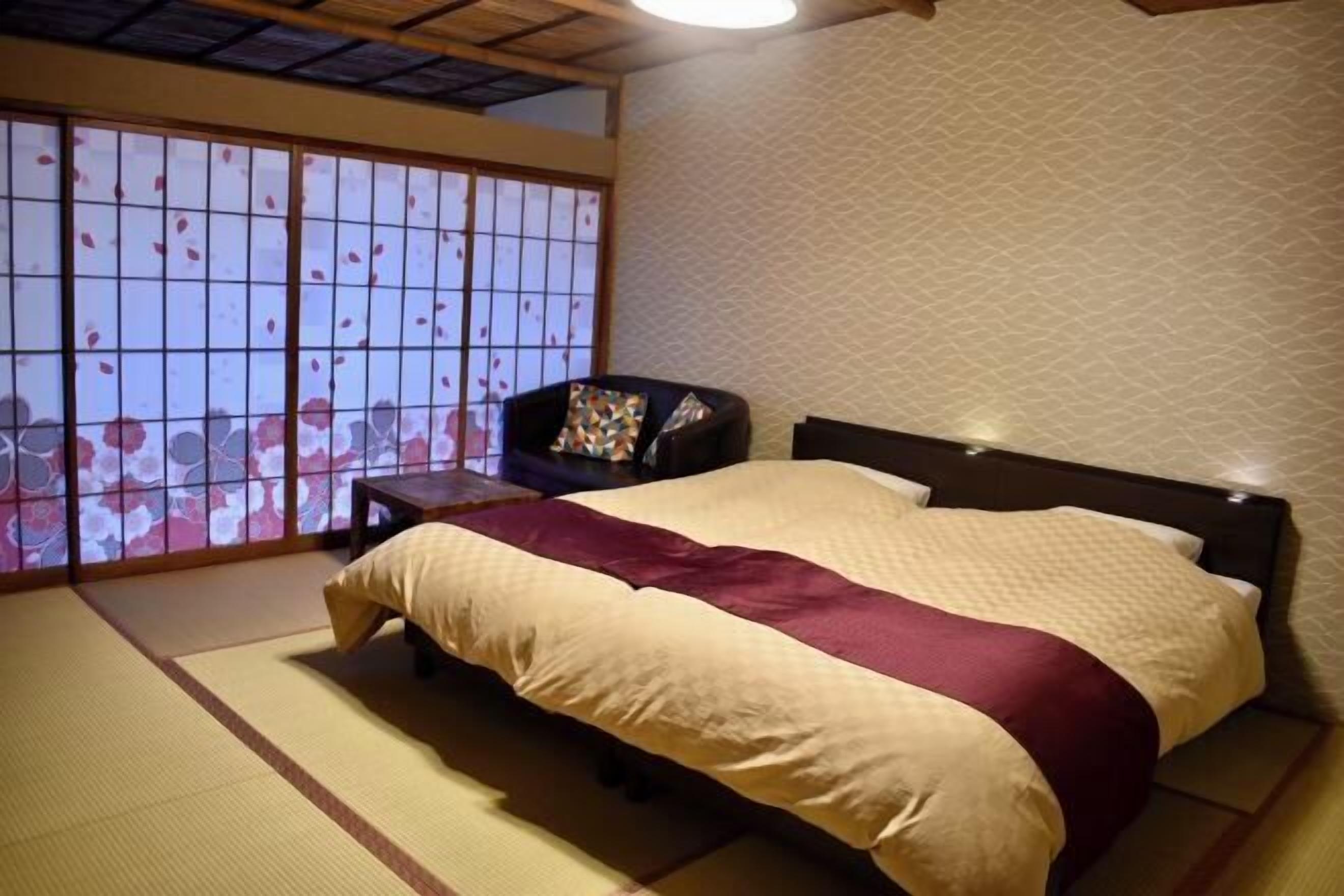 Premium bedding, down duvets, in-room safe, soundproofing
