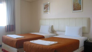 Junior Suite Twin Bed - Eastern Hotel Chanthaburi (Chanthaburi)