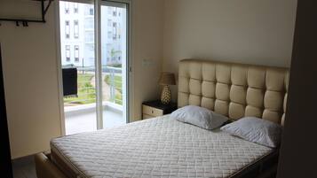 Apartment, 2 Bedrooms (Bouznika 1) | 2 bedrooms, iron/ironing board, free WiFi